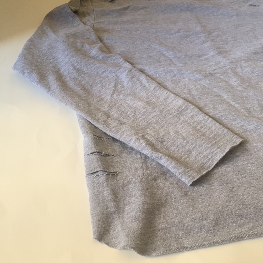 Broken Threads Mens Top Size Medium - image 3